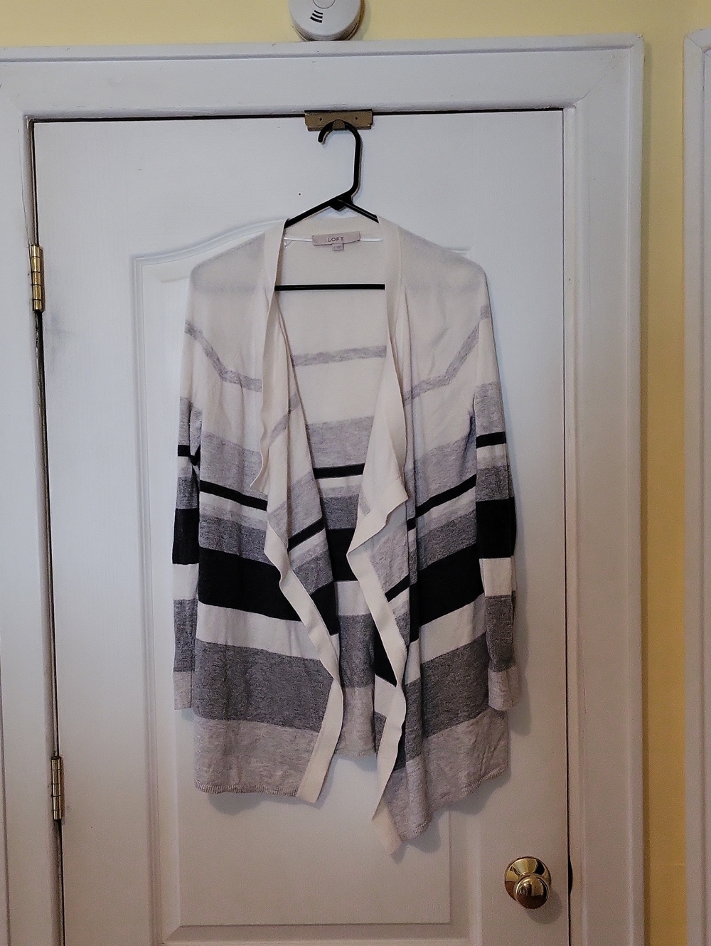Small Loft Cardigan
